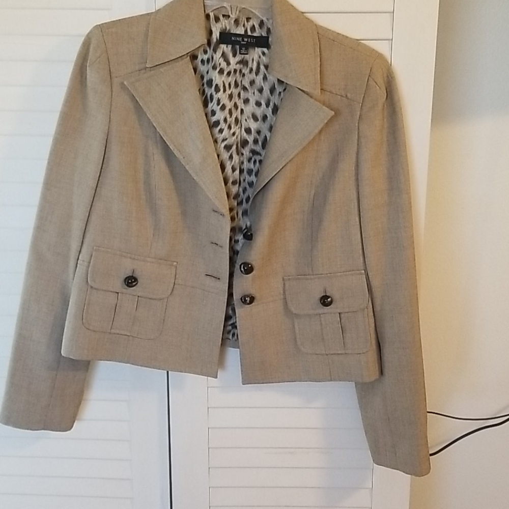 Suit coat